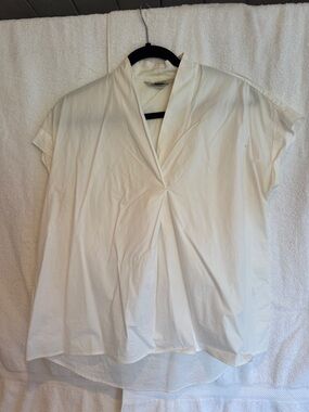 Lands' End Cream V-Neck Short Sleeve Pleated Women's Top